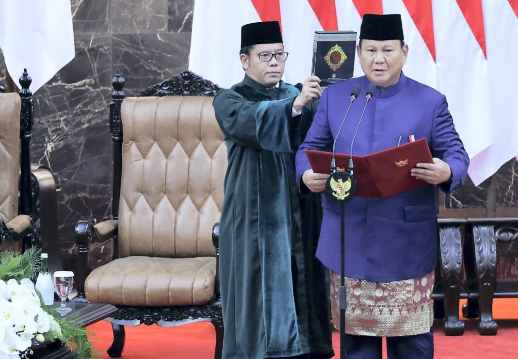 Pelantikan Prabowo-Gibran Menjadi Presiden dan Wakil Presiden Sidang Paripurna Majelis Permusyawaratan Rakyat (MPR) pelantikan Presiden dan Wakil Presiden, di Gedung MPR/DPR, Jakarta, Minggu (20/10).