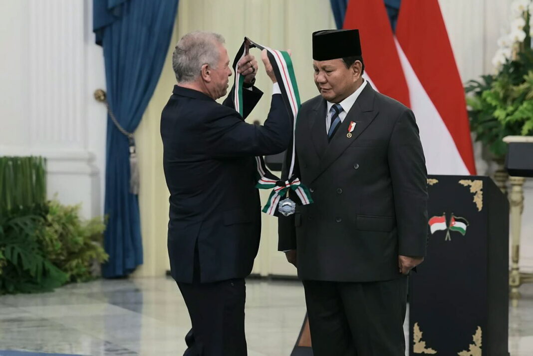 Tanda Kehormatan Presiden Prabowo